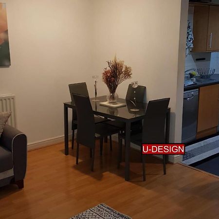 N22 Wood Green Dopamine Лондон Екстериор снимка